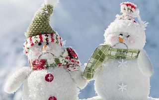 decorative-sad-christmas-snowmen